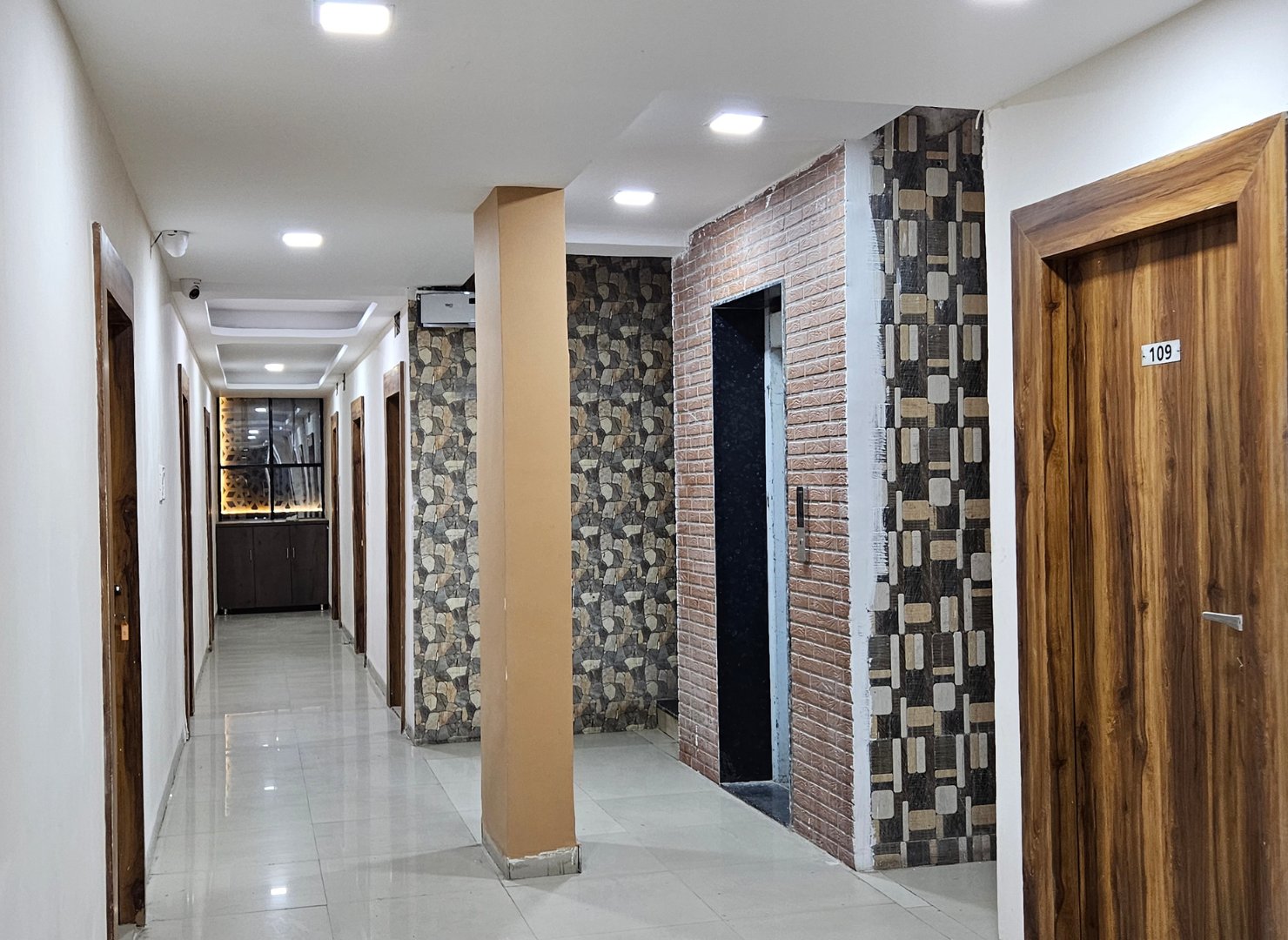 Hotel Park View Pithampur
